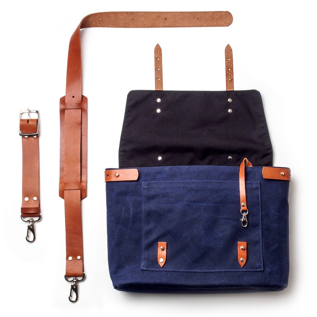Canvas Messenger Bag Navy